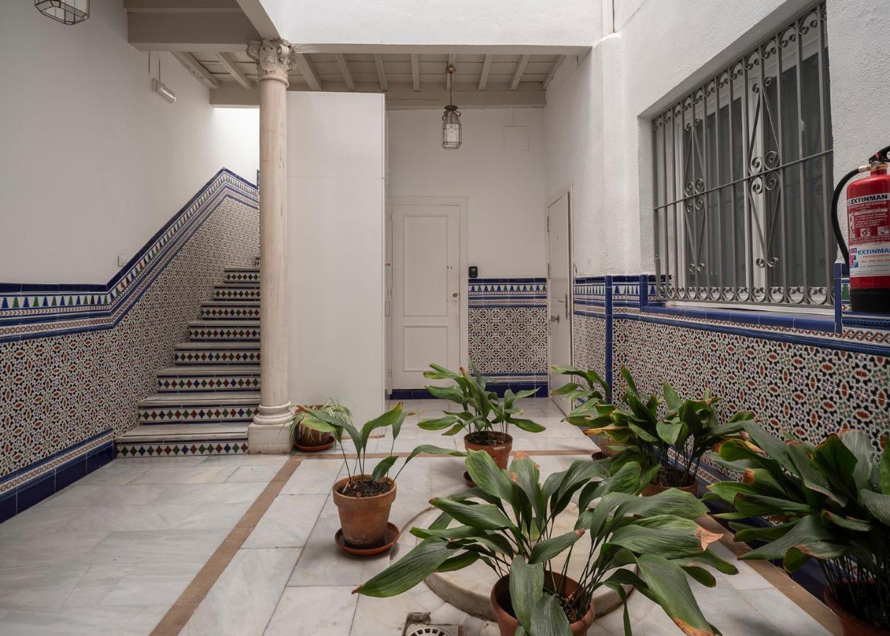 Apartamentos Óptima Palacete de la Alhambra junto a la Alhambra Granada Exterior foto