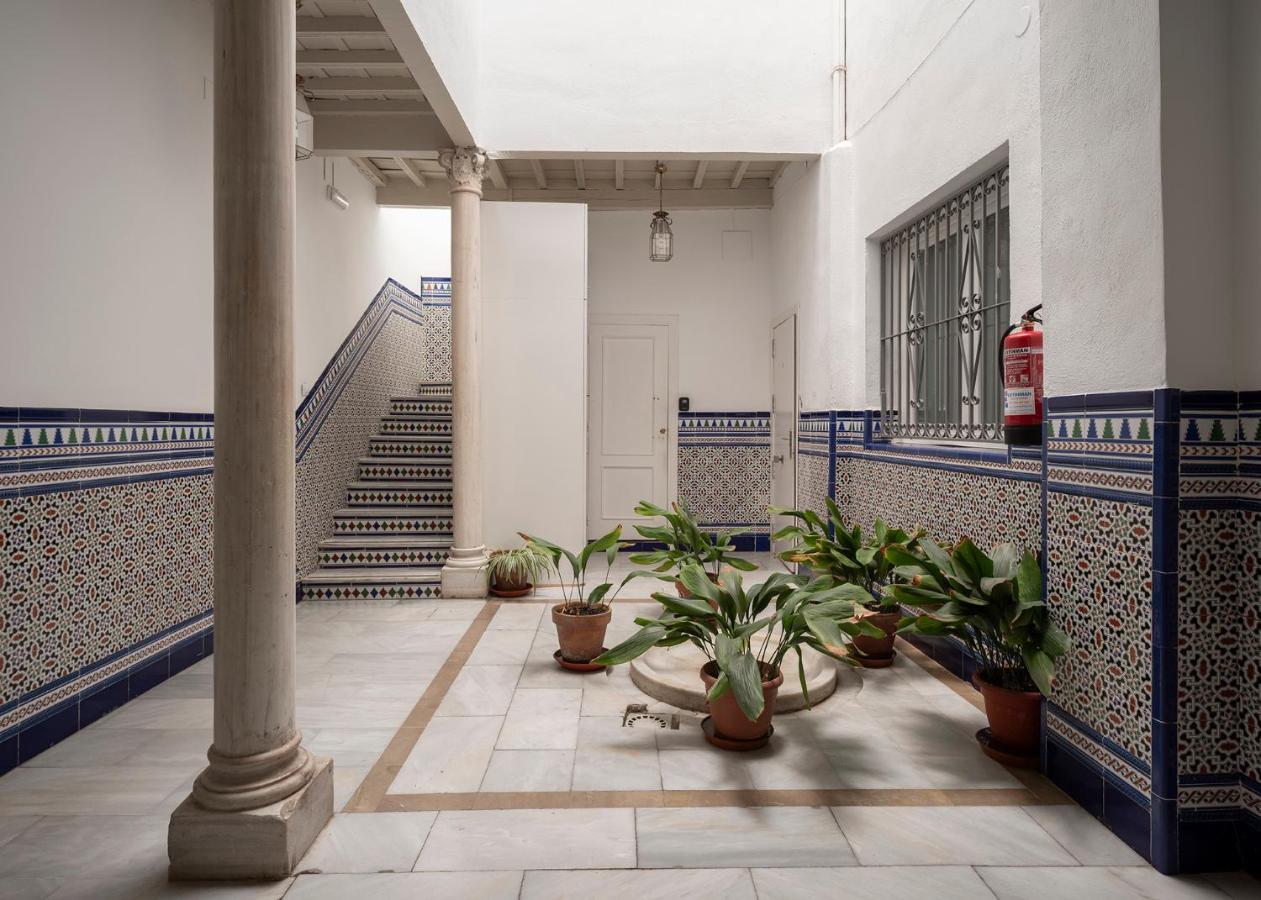 Apartamentos Óptima Palacete de la Alhambra junto a la Alhambra Granada Exterior foto